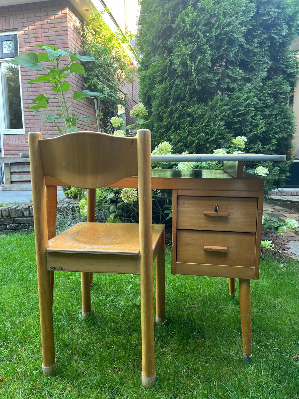 Vintage Bureau met schilte stoel, Ophalen, Met lades, Gebruikt, Kinderbureau