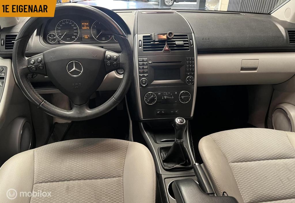 Mercedes A-klasse 180 BlueEFFICIENCY 1e eigenaar, Voorwielaandrijving, Gebruikt, 4 cilinders, Zwart