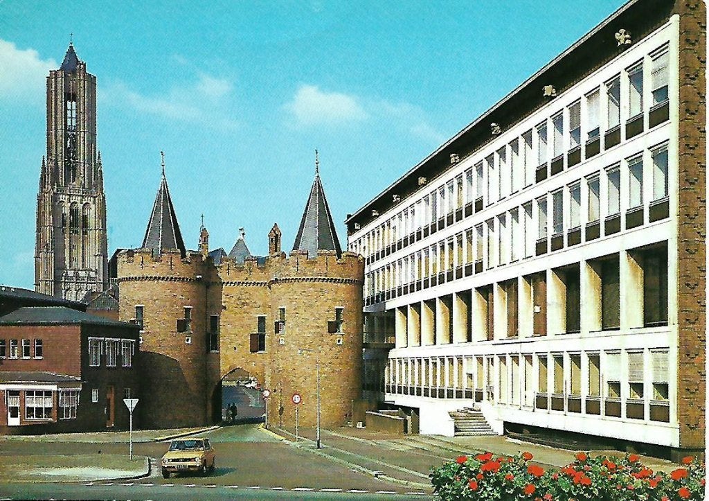 Arnhem- -Sabelspoort met Provinciehuis., Verzenden, 1980 tot heden, Ongelopen, Gelderland
