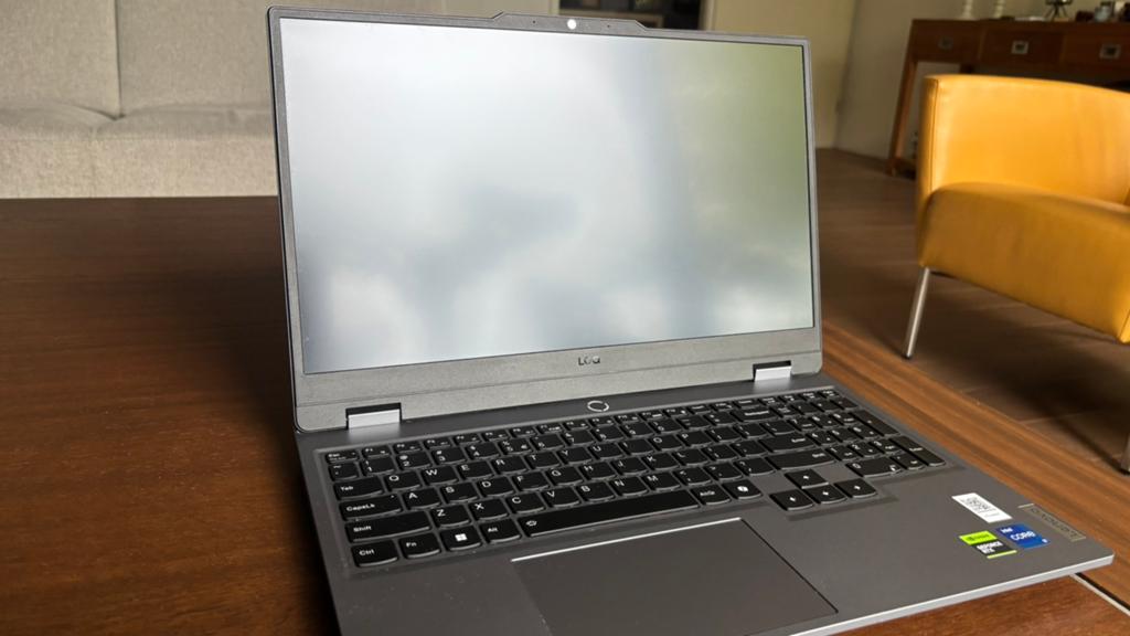 Lenovo LOQ RTX 4060 i7 gaming laptop, Computers en Software, Windows Laptops, Zo goed als nieuw, 15 inch, SSD, 4 Ghz of meer, Qwerty