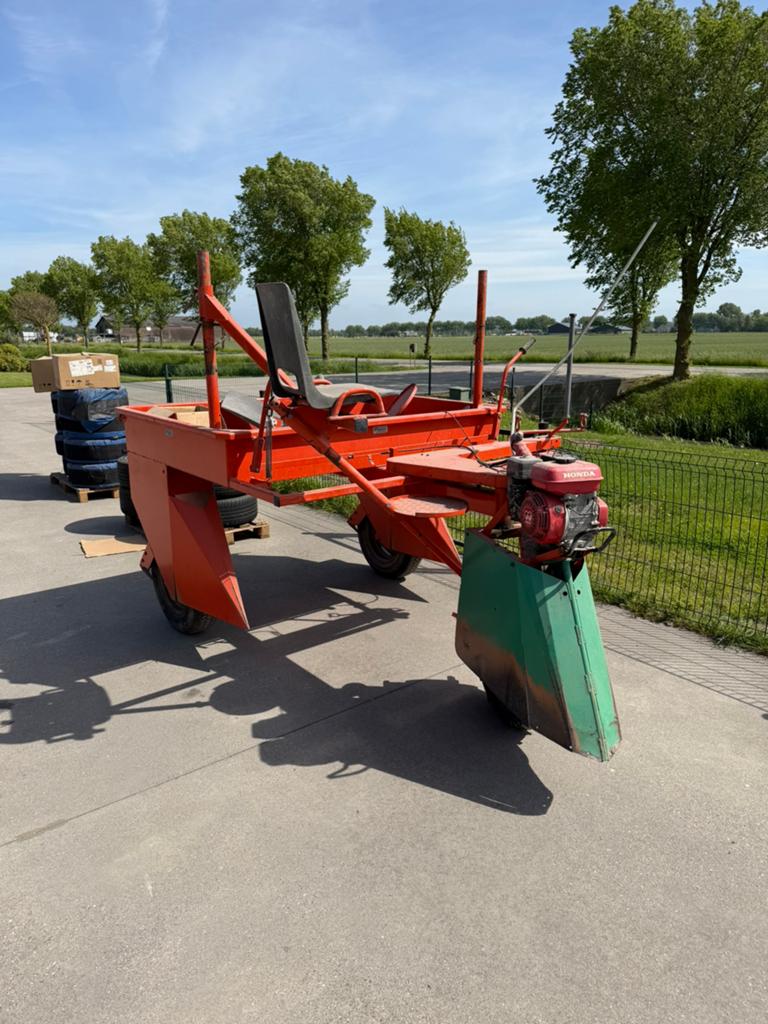Aardappel selectiewagen teab honda, Ophalen
