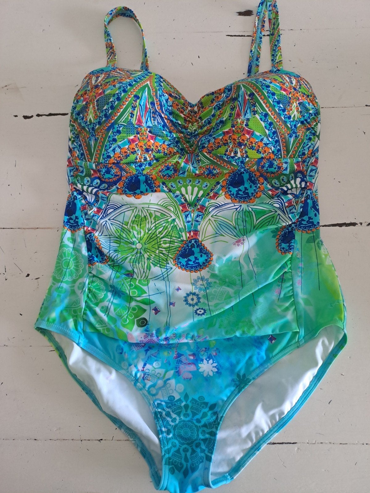 Nog nieuw badpak (Mila) mt 44, Kleding | Dames, Badmode en Zwemkleding, Ophalen, Overige kleuren, Mila, Nieuw
