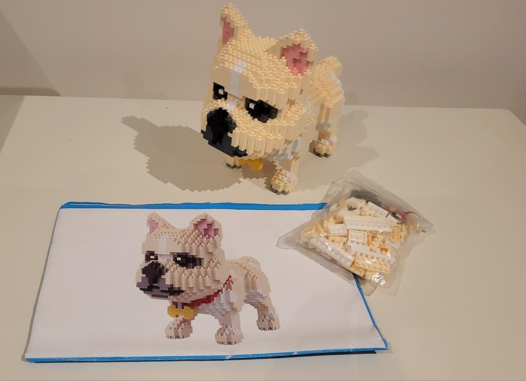 Mini bouwblokjes lego styl hondje bulldog, Ophalen of Verzenden, Zo goed als nieuw, Complete set