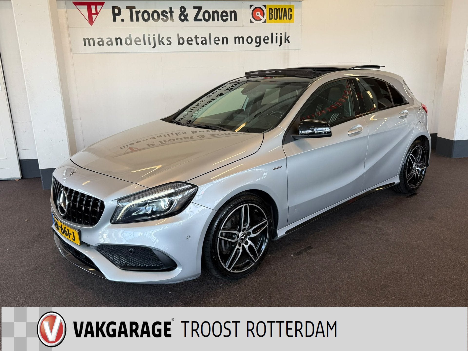 Mercedes-Benz A-Klasse 180 AMG White Art | Automaat | Panora, Auto's, Gebruikt, 4 cilinders, Met garantie (alle), 122 pk