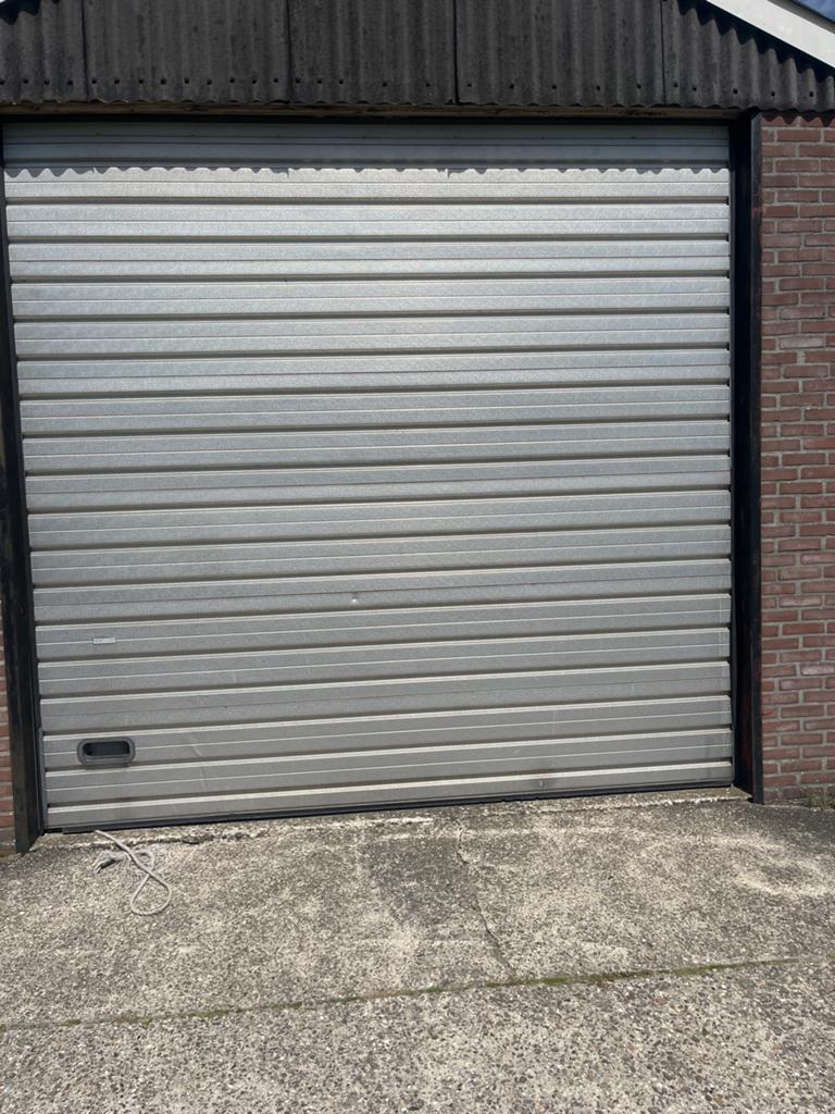 Overhead garagedeur Nassau deur 330x315 cm, Doe-het-zelf en Verbouw, Ophalen, Gebruikt, Garagedeur, Metaal