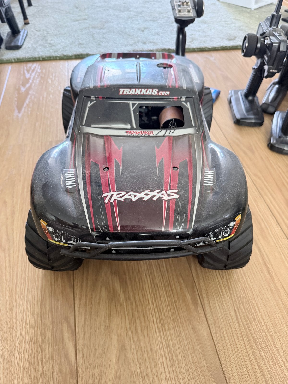 Traxxas T-Maxx radiografische nitro RC auto, Gebruikt, Auto offroad, Ophalen of Verzenden, Nitro