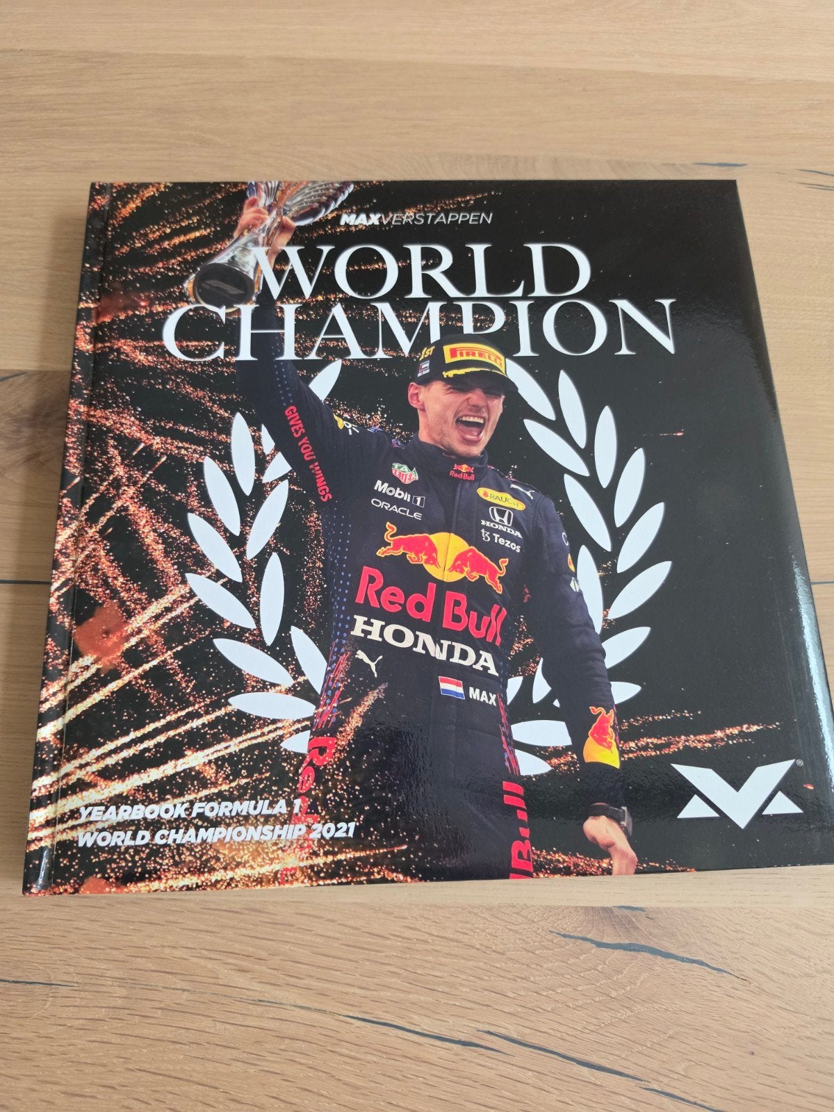 Max Verstappen Jaarboek 2021 - World Champion (2e druk), Boeken, Ophalen of Verzenden, Nieuw