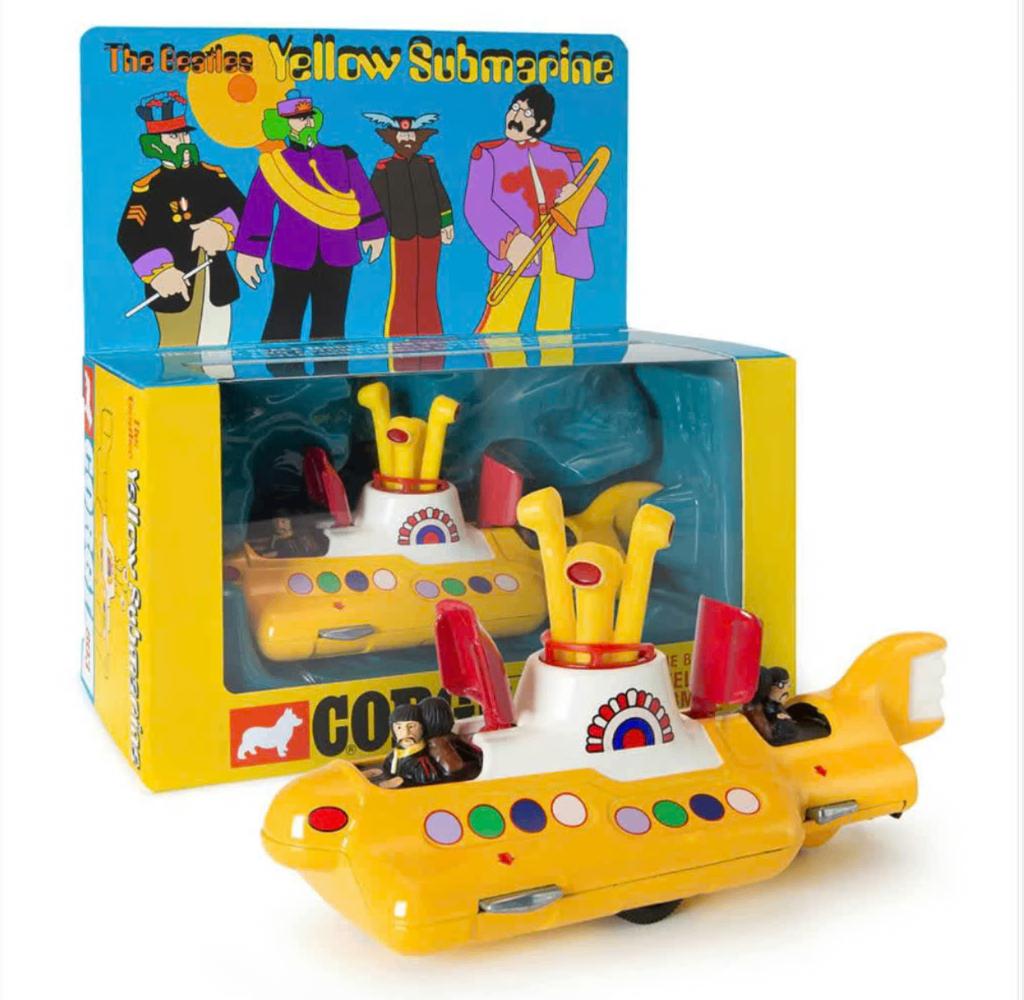 The Beatles Yellow Submarine Corgi club NEW schaal 1/36 803, Verzenden, Nieuw, Auto, Corgi