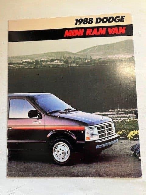 1988      Dodge   Mini   Ram   Van     Brochure 1988, Ophalen of Verzenden, Zo goed als nieuw, Overige merken