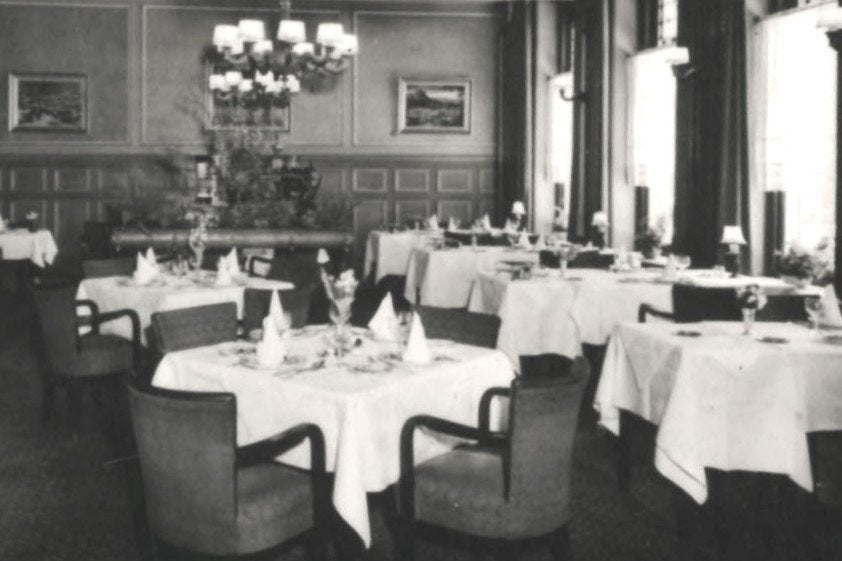 967641	Maastricht	Hotel	Derlon Circa 1960	Onbeschreven, Ophalen of Verzenden, 1940 tot 1960, Ongelopen, Limburg