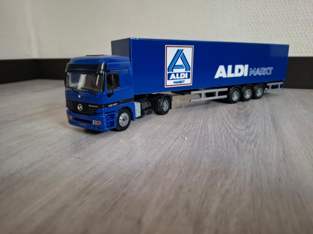 Mercedes Actros,  Aldi, 1:50 Joal, Hobby en Vrije tijd, Modelauto's | 1:50, Ophalen of Verzenden, Nieuw, Bus of Vrachtwagen, Overige merken