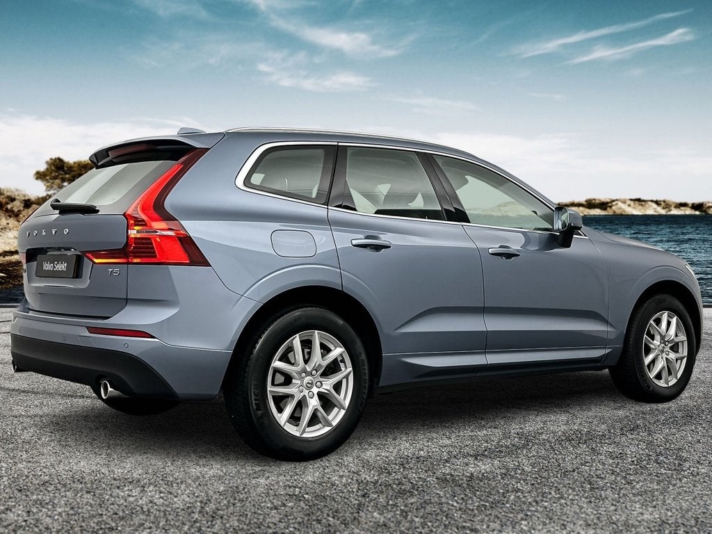 Volvo XC60 T5 253PK Momentum| Adap.Cruise| Leder| Trekhaak|, Automaat, 12 maanden, Gebruikt, 4 cilinders