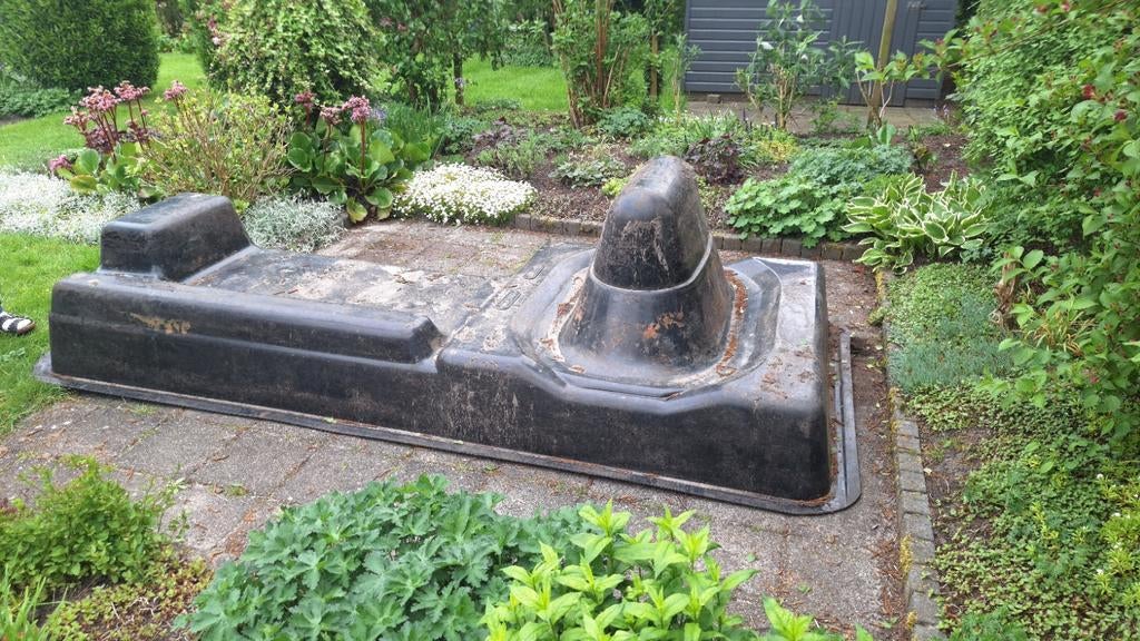 Vijverbak met toebehoren (en evt vissen), Ophalen, Gebruikt