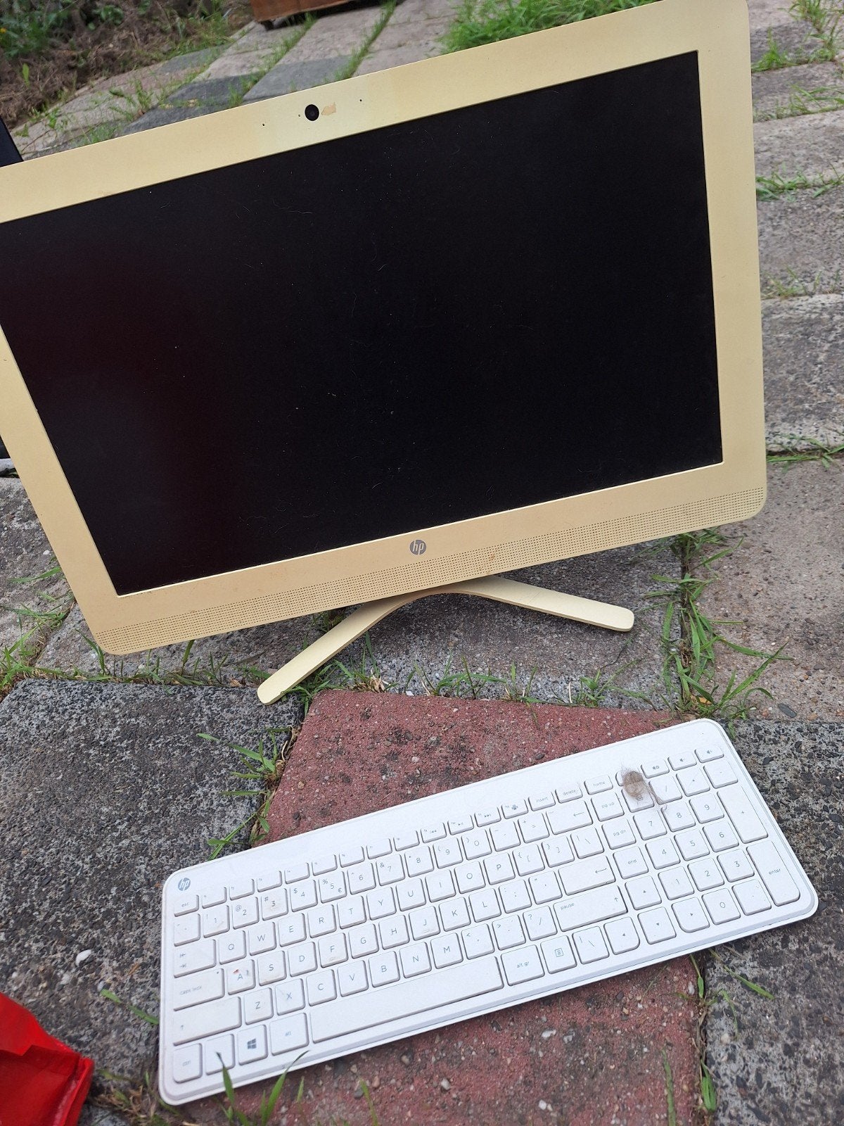 HP All-in-One PC 22-b028nd - Gebruikt, Computers en Software, Desktop Pc's, Onbekend, Gebruikt, Minder dan 4 GB, Met monitor