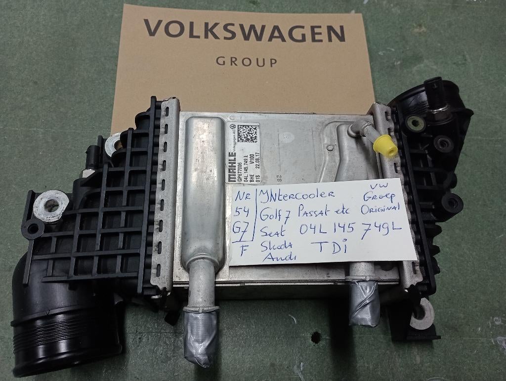 Intercooler Golf 7 1,6 TDI       04L 145 749 L, Auto-onderdelen, Motor en Toebehoren, Audi, Seat, Volkswagen, Skoda, Gebruikt