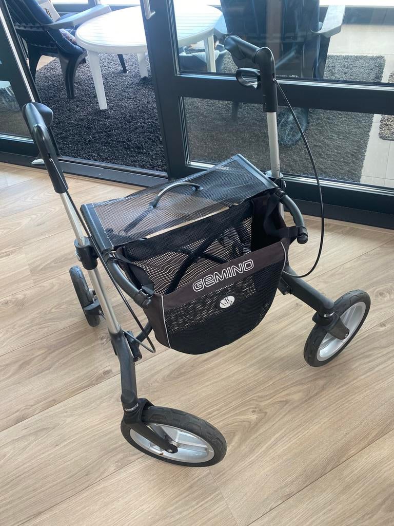 Gemino 60 rollator, Diversen, Rollators, Ophalen, Lichtgewicht, Zo goed als nieuw