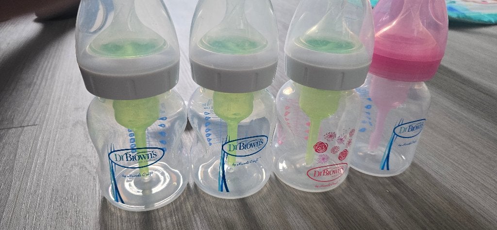 Babyflessen Set Dr Brown's Philips Avent Medela, Kinderen en Baby's, Ophalen, Borstkolf