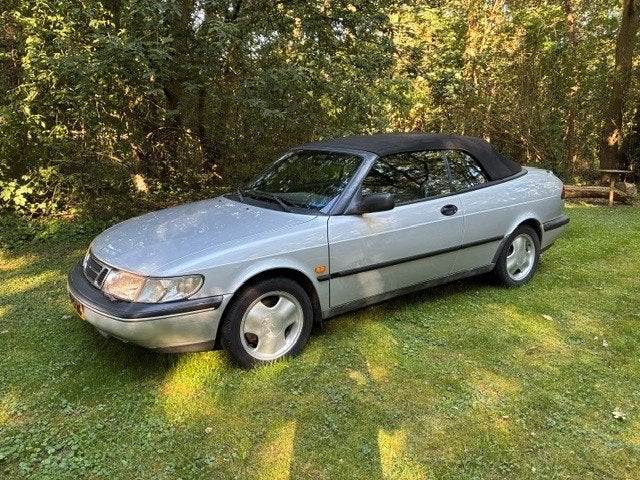 Saab 900 2.0 I Cabrio 1996 Grijs, Auto's, Saab, Voorwielaandrijving, Lederen bekleding, Zwart, 4 cilinders