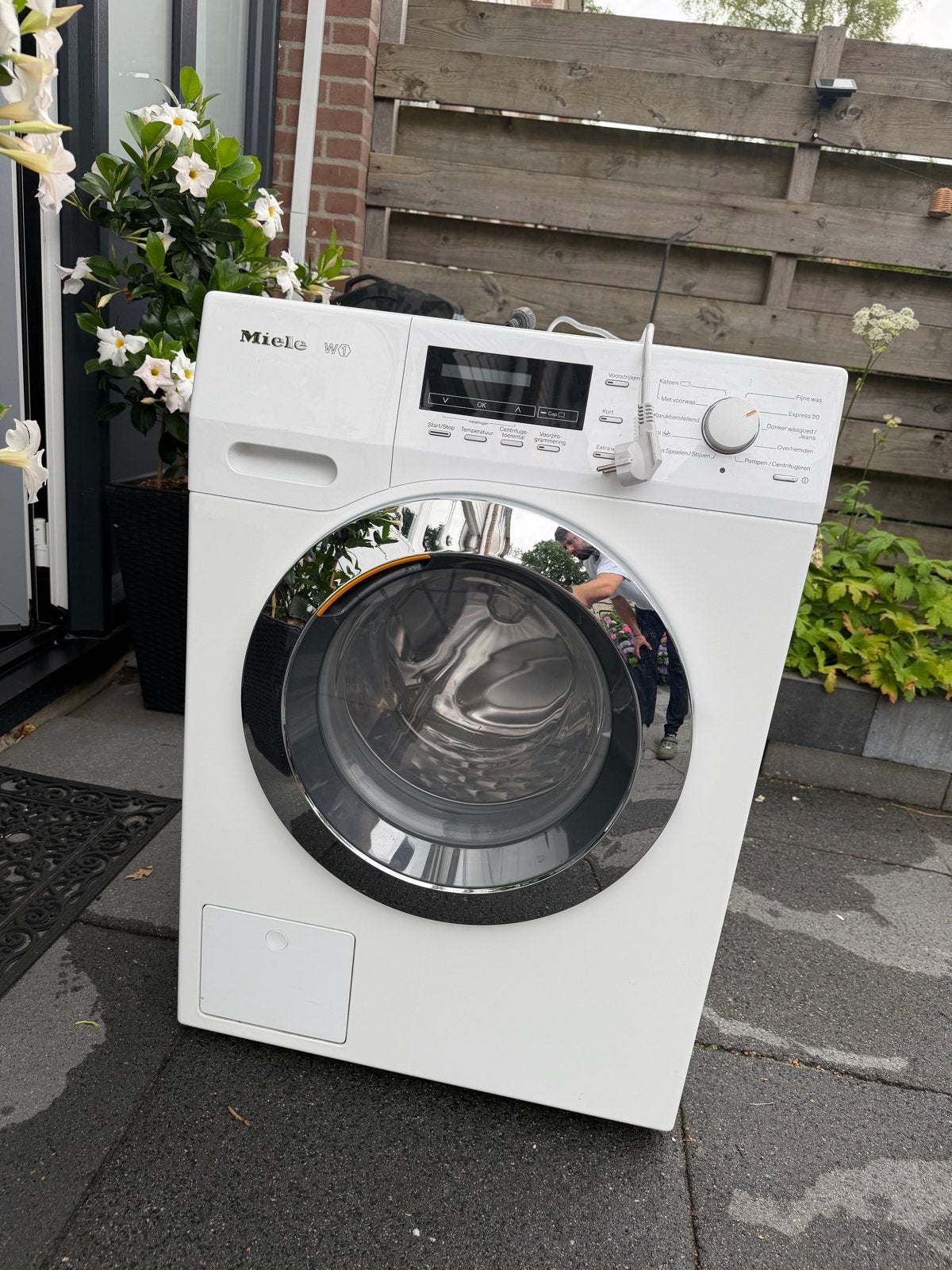 Miele W1 WKE130 WPS Wasmachine, Witgoed en Apparatuur, Wasmachines, Ophalen, 1200 tot 1600 toeren, Gebruikt, 8 tot 10 kg