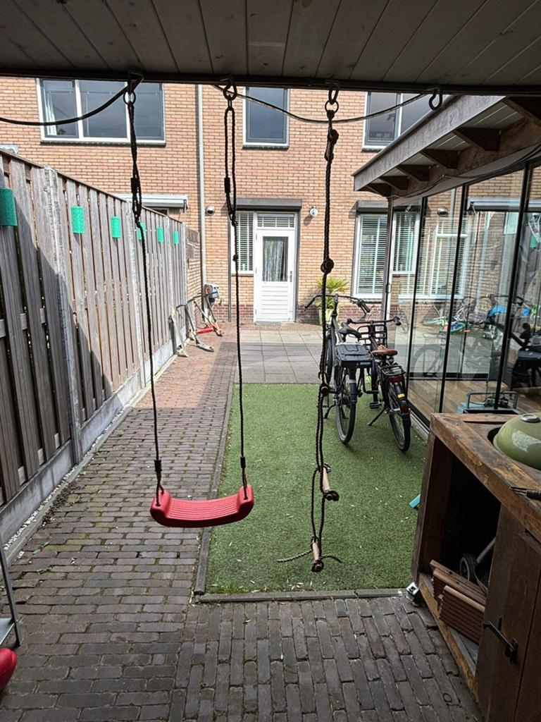 Schommel en touwladder, Ophalen, Zo goed als nieuw, Schommel