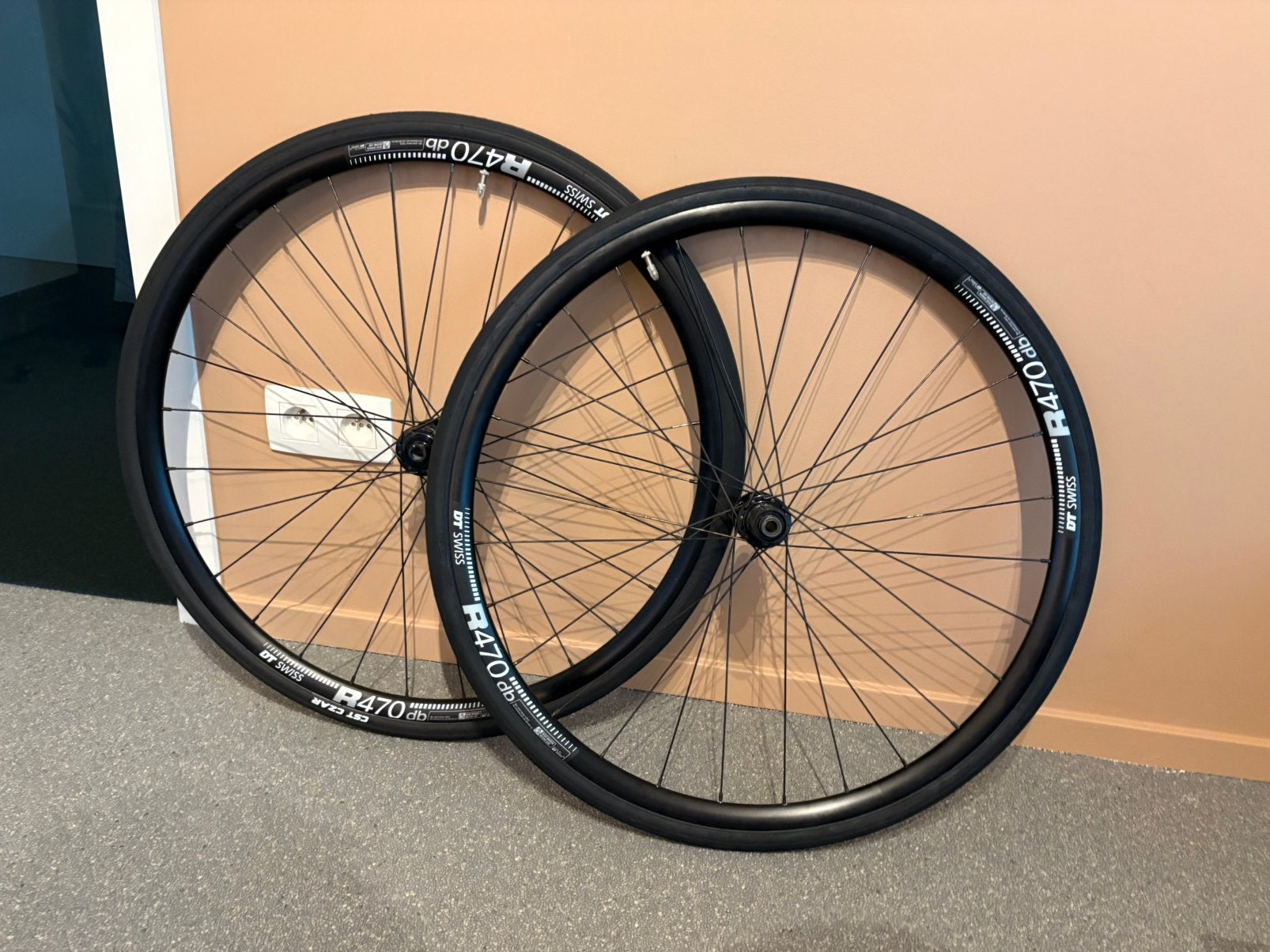Diverse koersfiets wielen disc HG Thru axle center lock, Zo goed als nieuw, Racefiets, Carbon, Ophalen