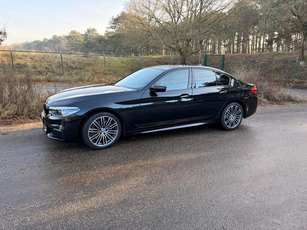 BMW 5 serie 530i High Executive | NAP | M-Sport | Harman Kar, Auto's, 1998 cc, Achterwielaandrijving, 4 cilinders, 2000 kg