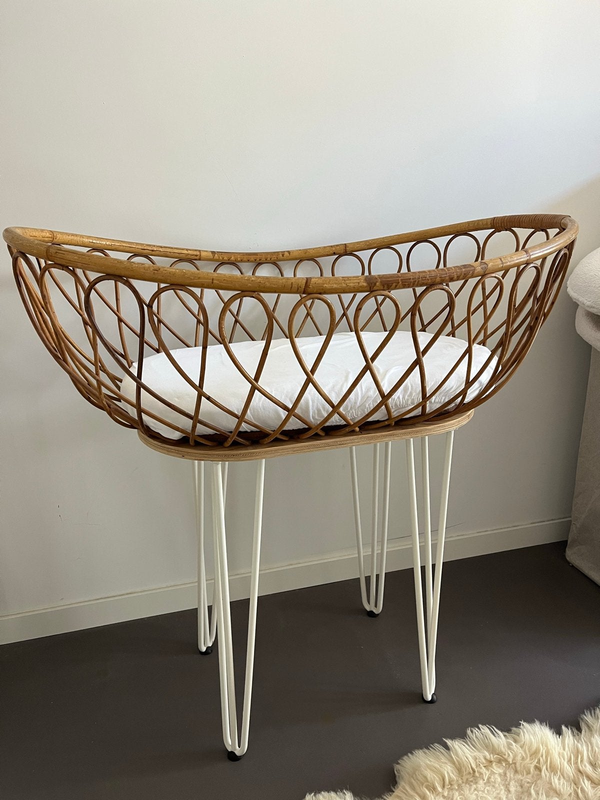 Rotan Wiegje met Matrasje - Zo goed als nieuw, Kinderen en Baby's, Ophalen, Zo goed als nieuw, Wieg