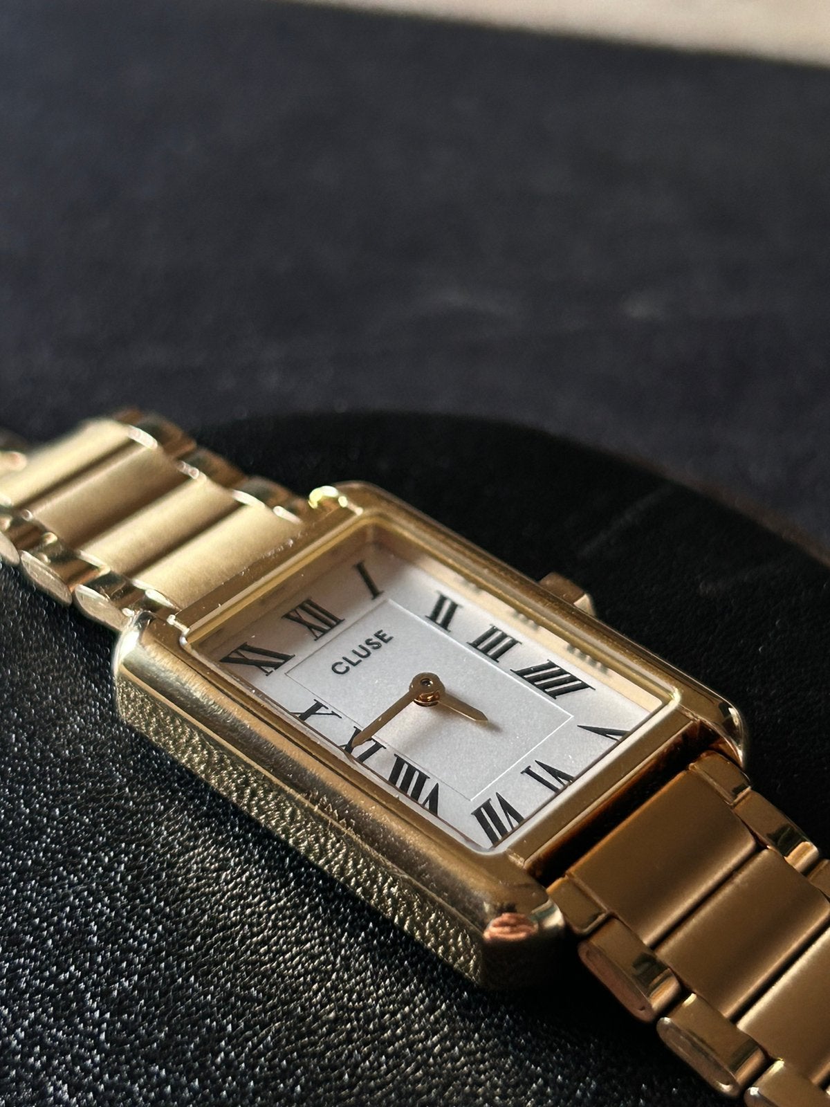 CLUSE - Dames horloge, Sieraden, Tassen en Uiterlijk, Horloges | Dames, Verzenden, Zo goed als nieuw, Leer, Overige merken