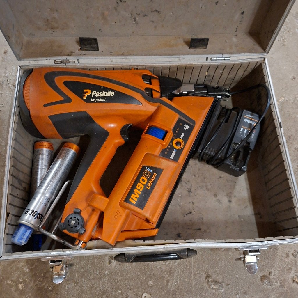 Paslode tacker, Doe-het-zelf en Verbouw, Ophalen, Gebruikt