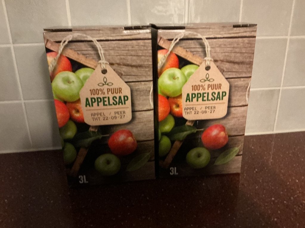 Betuwse Appel/Perensap puur van onbespoten appels en peren, Ophalen