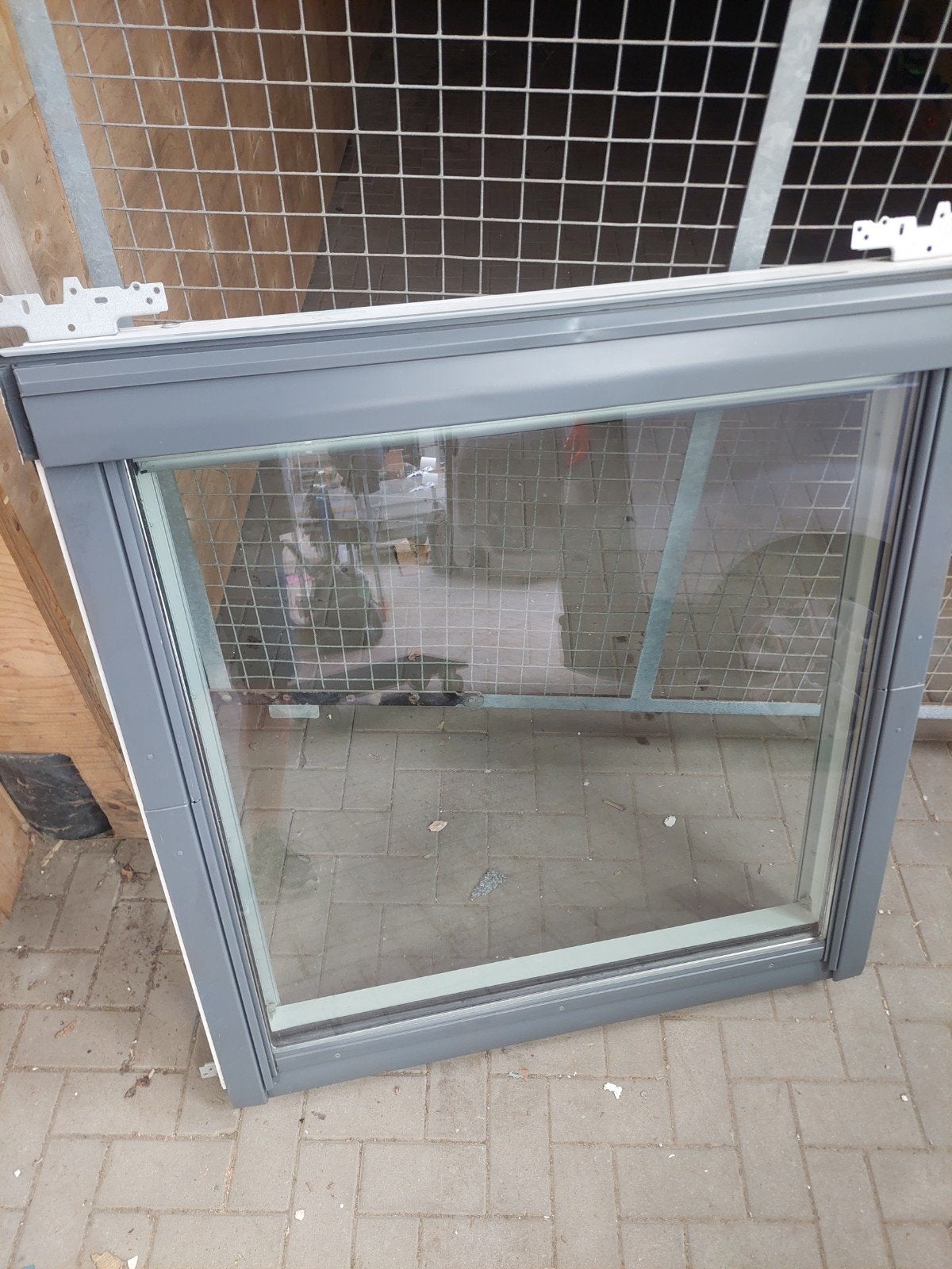 Net velux ggl sk06 114x118 cm dakraam,  rolgordijn,  gootstu, Ophalen, Minder dan 80 cm, Dakraam, 80 tot 120 cm