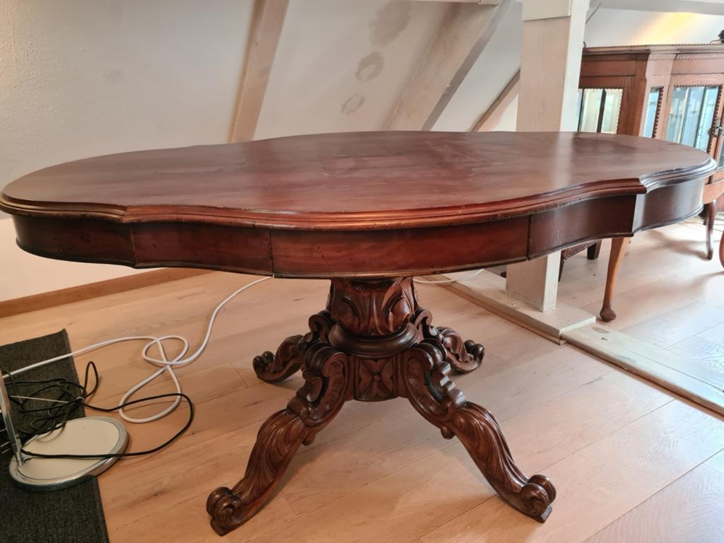 Antieke Mahoniehouten Biedemeyer Tafel met Tulpvoet, Ophalen