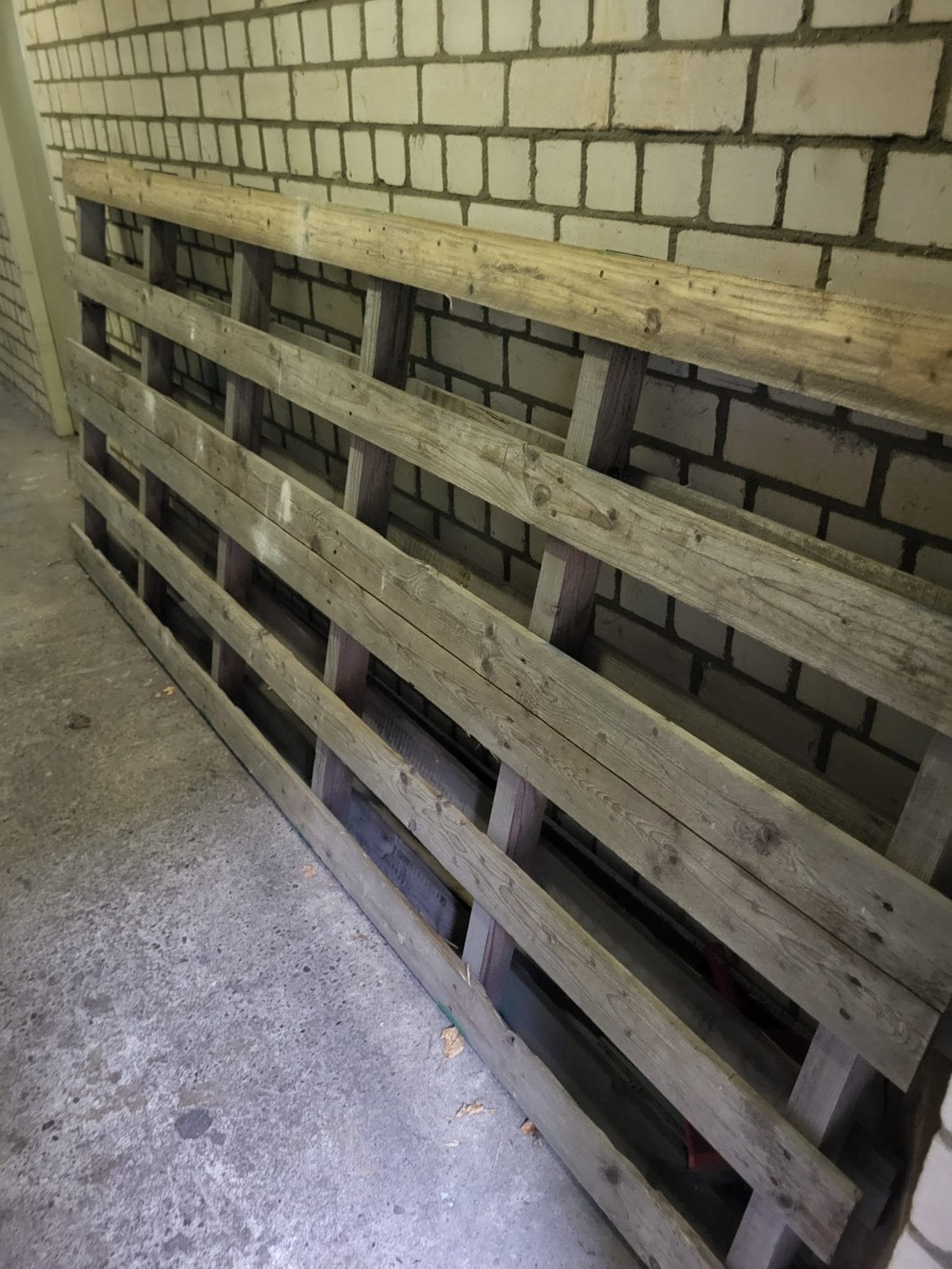 Pallet gratis, Doe-het-zelf en Verbouw, Ophalen, Zo goed als nieuw, 200 tot 250 cm, 50 mm of meer