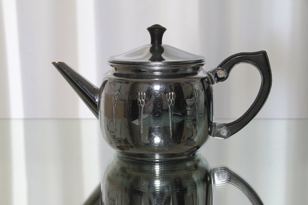 Rvs theepot 1/2 ltr, Ophalen of Verzenden, Zo goed als nieuw