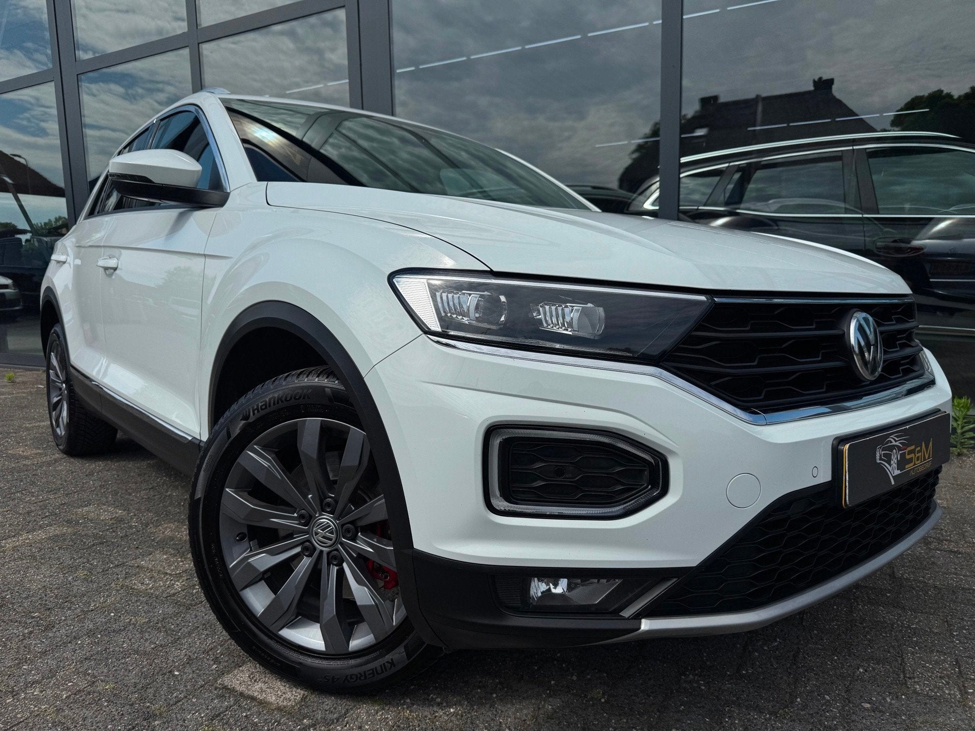 Volkswagen T-Roc 1.5 TSI Sport | Camera | Carplay, Euro 6, 4 cilinders, 150 pk, Wit