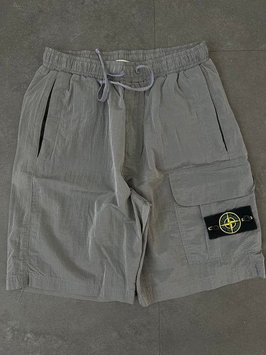 Stone Island Shorts - Grijs - Maat M, Ophalen of Verzenden, Zo goed als nieuw, Maat 48/50 (M), Grijs