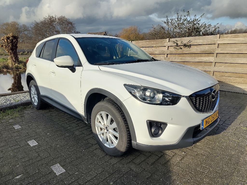 Nette Mazda CX-5 SkyActiv 2.0 TS+ Nav/PDC/Stoelv./all-season, Voorwielaandrijving, 1998 cc, 4 cilinders, Wit