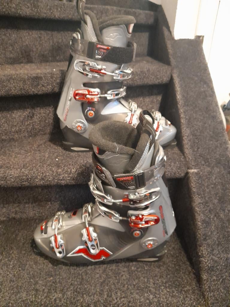Nordica Gransport 12 skischoenen - Maat 30/31 (EU 46), Gebruikt, Schoenen, Ophalen of Verzenden, Nordica
