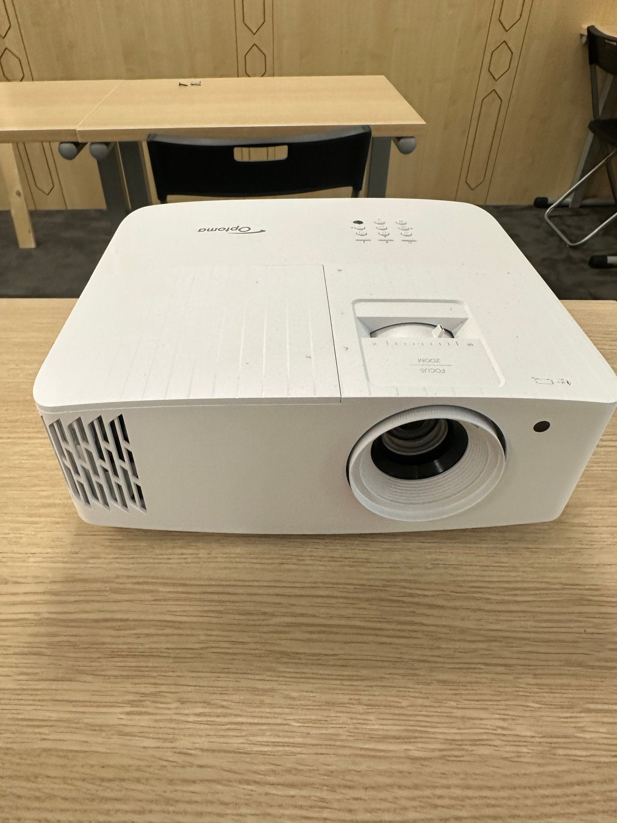 Optoma UHD35 4K UHD Beamer / Projector – HDR – 3600 ANSI Lum, Ophalen, Gebruikt, DLP, Ultra HD (4K)