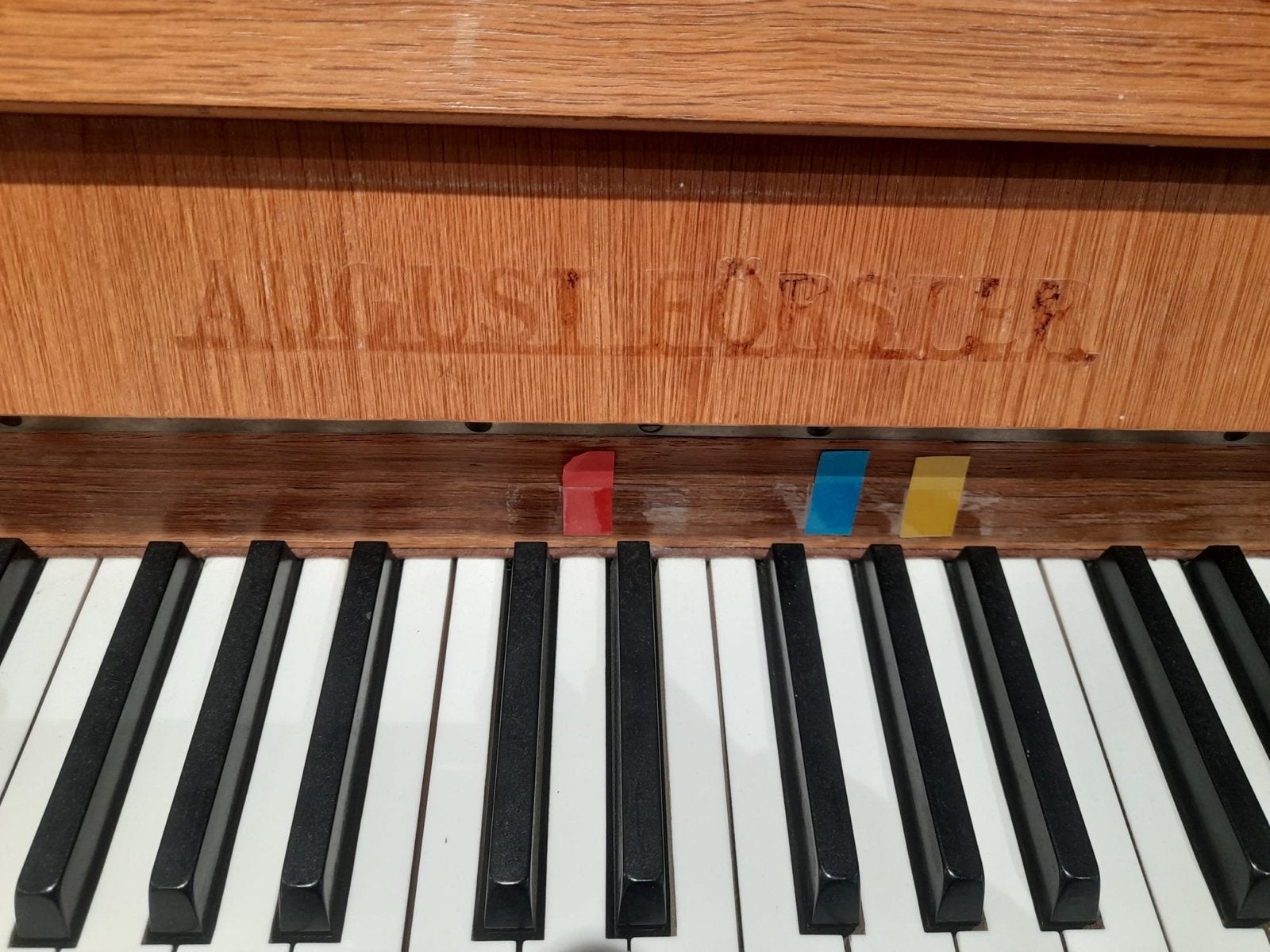 August Förster Piano - Gebruikt en moet gestemd worden, Ophalen, Gebruikt, Bruin, Piano