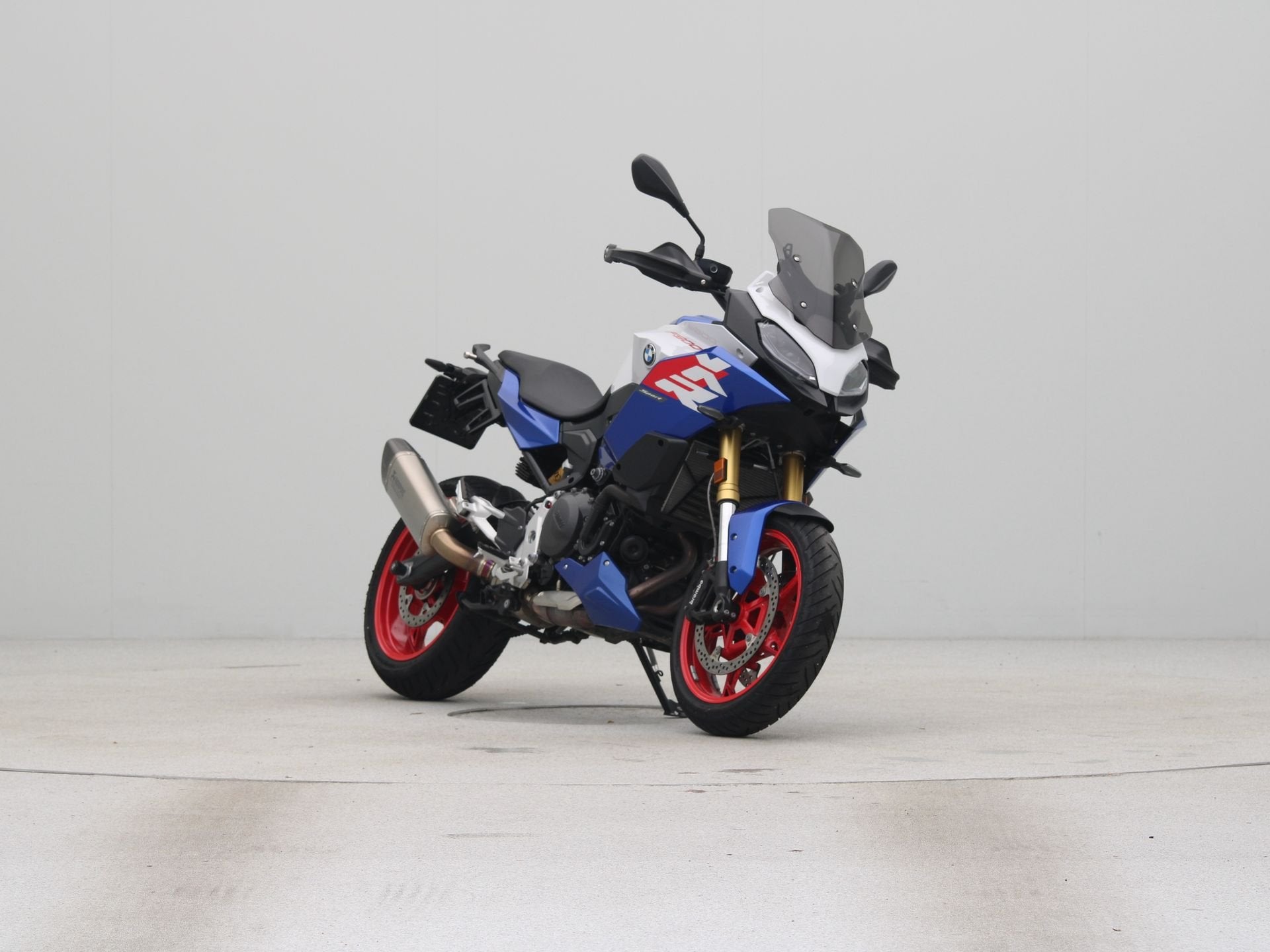 BMW F 900 XR Akrapoviç | Getint windscherm BTW Motor, 895 cc, Handgeschakeld, Gebruikt, Bedrijf