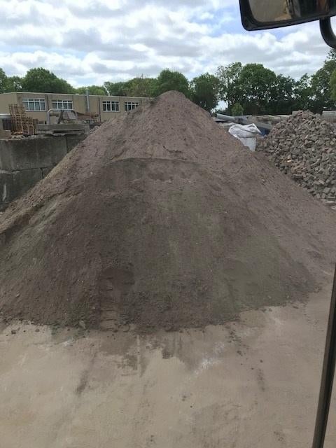 GRATIS: GROND VULZAND, Ophalen, Gebruikt, Overige typen
