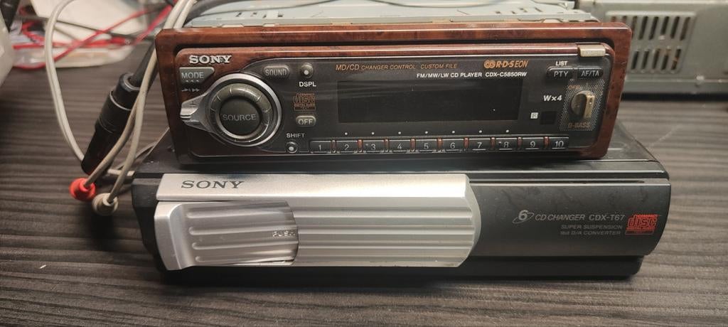 Sony autoradio met wisselaar, Ophalen of Verzenden