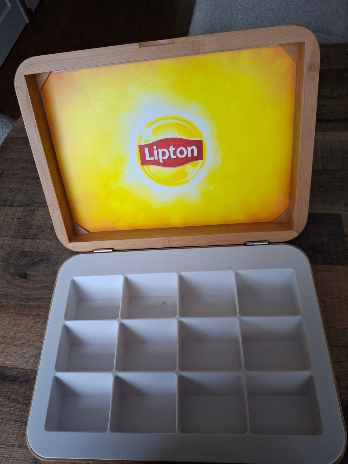 Theedoos 12 vaks lipton, Ophalen of Verzenden, Zo goed als nieuw