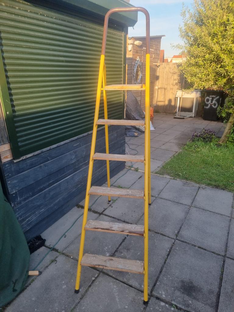 Trap, Doe-het-zelf en Verbouw, Ladders en Trappen, Ophalen, Minder dan 2 meter