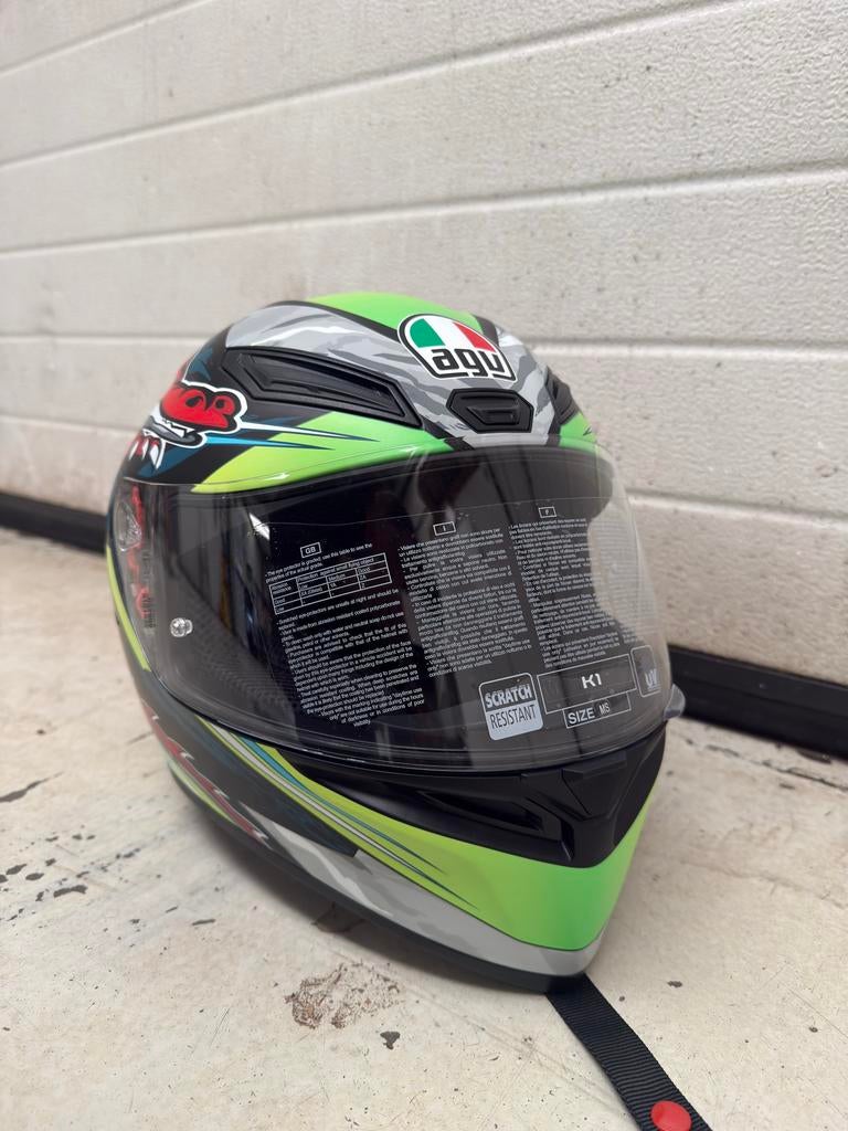 AGV Helm - Opvallend Design, Motoren, Kleding | Motorhelmen, Nieuw met kaartje, M, Dames, Ophalen of Verzenden