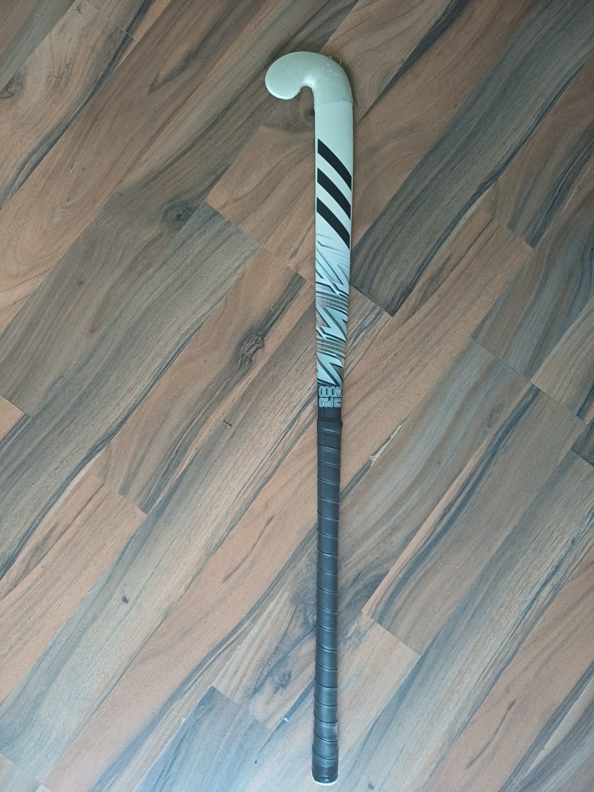 Adidas zaalhockey hockeystick NIEUW - 36.5 inch, Sport en Fitness, Ophalen of Verzenden, Nieuw, Stick