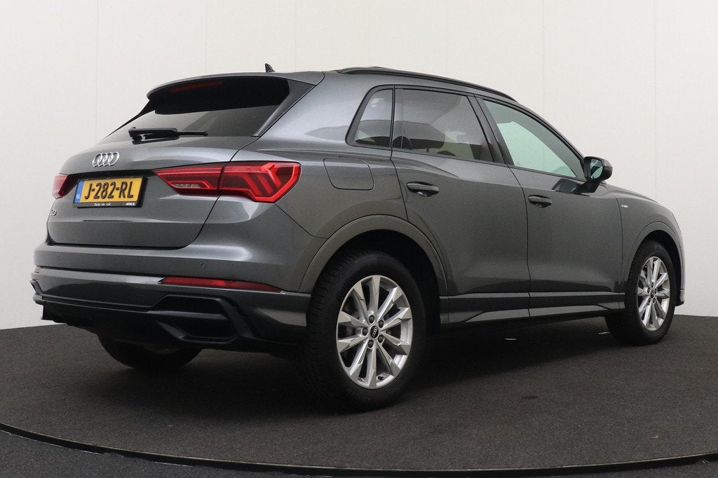 Audi Q3 2.0 TDI 150 PK Aut. S-Line Pano-Dak Leder Adapt.Crui, Auto's, Audi, Gebruikt, 4 cilinders, Leder en Stof, Origineel Nederlands