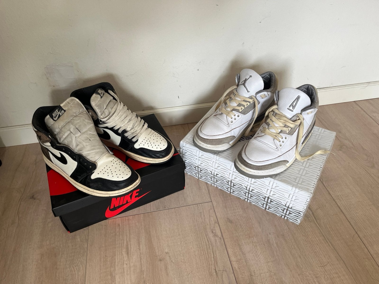 A ma Maniére x Air Jordan 3 + air Jordan 1 high Dark mocha, Ophalen of Verzenden, Zo goed als nieuw, Sneakers of Gympen