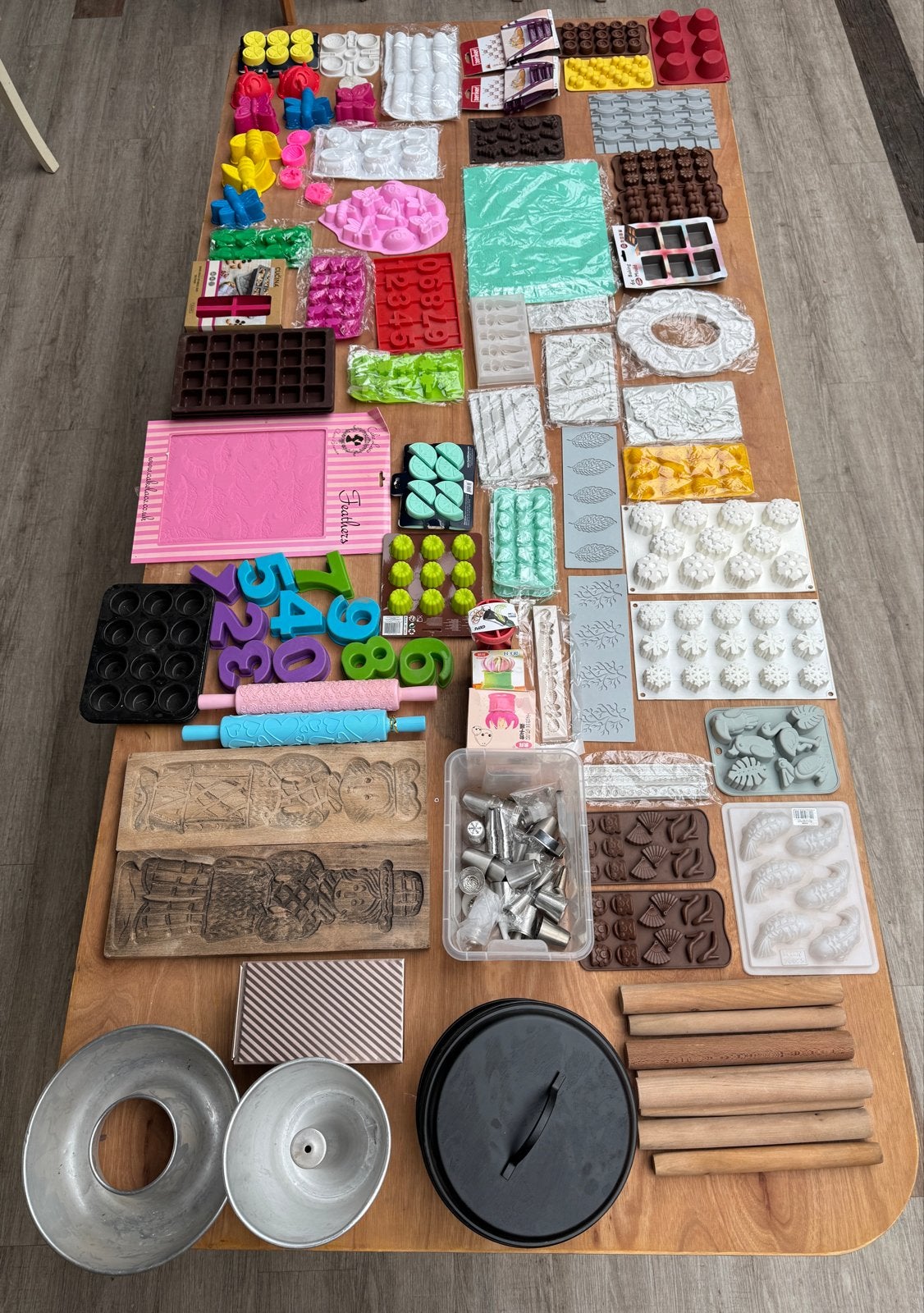 Groot Bakpakket: Mallen, Bakvormen, Deegrollers & Meer!, Huis en Inrichting, Kunststof, Ophalen of Verzenden, Meerkleurig, Overige merken